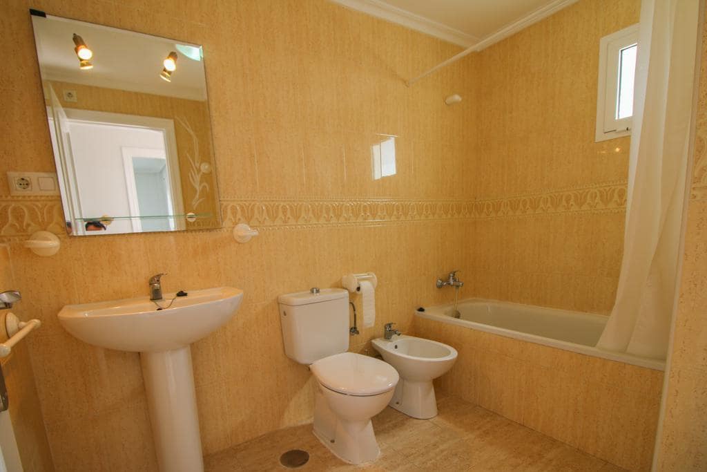 1 slaapkamer Penthouse voor vakantieverhuur in Vera met zwembad garage - € 651 (Ref: 8646940)