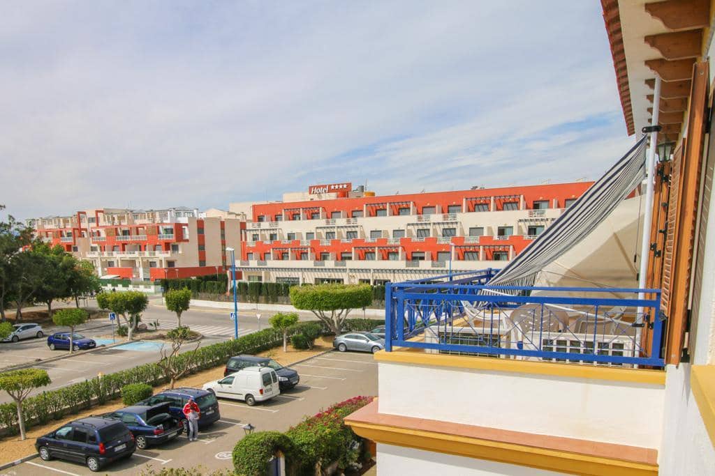 1 slaapkamer Penthouse voor vakantieverhuur in Vera met zwembad garage - € 651 (Ref: 8646940)