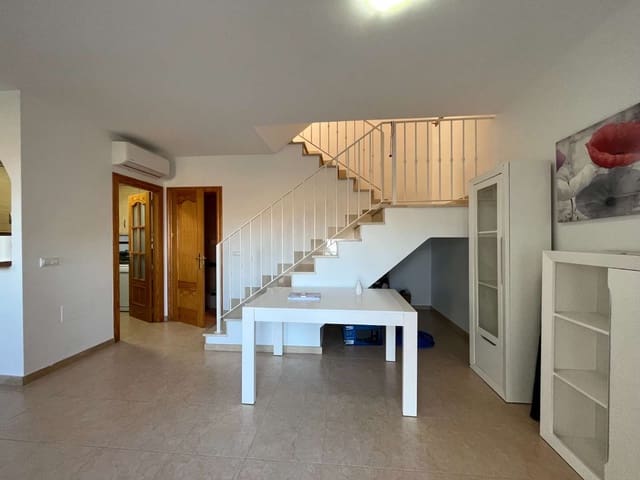 2 bedroom Flat for rent in El Pinar, Bédar with pool garage - € 550 (Ref: 8646948)