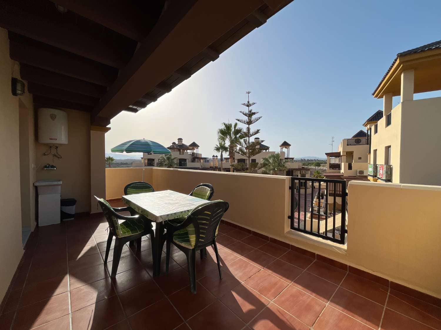 1 quarto Apartamento de Praia para arrendar em Puerto del Rey com piscina garagem - 500 € (Ref: 8702735)