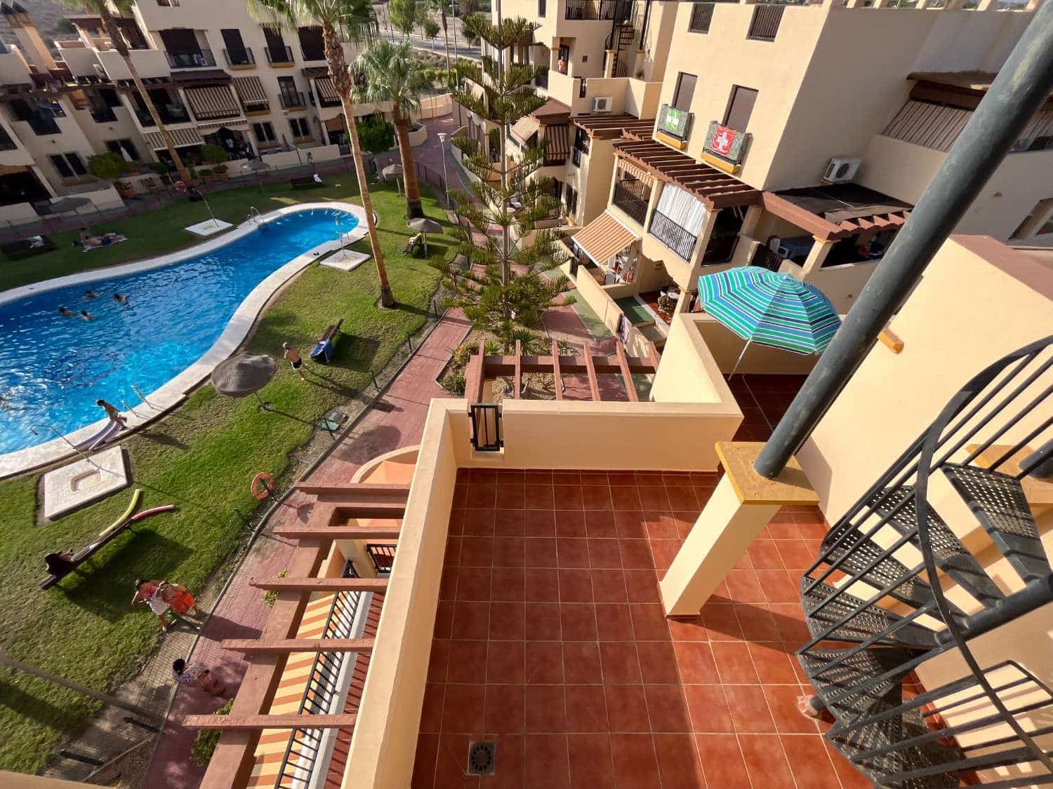 1 quarto Apartamento de Praia para arrendar em Puerto del Rey com piscina garagem - 500 € (Ref: 8702735)
