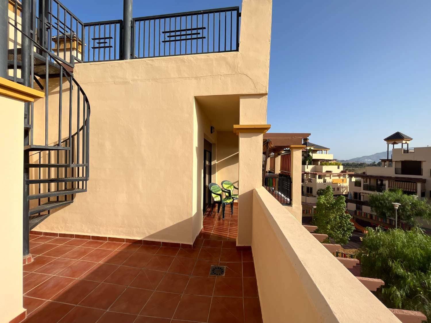 1 quarto Apartamento de Praia para arrendar em Puerto del Rey com piscina garagem - 500 € (Ref: 8702735)