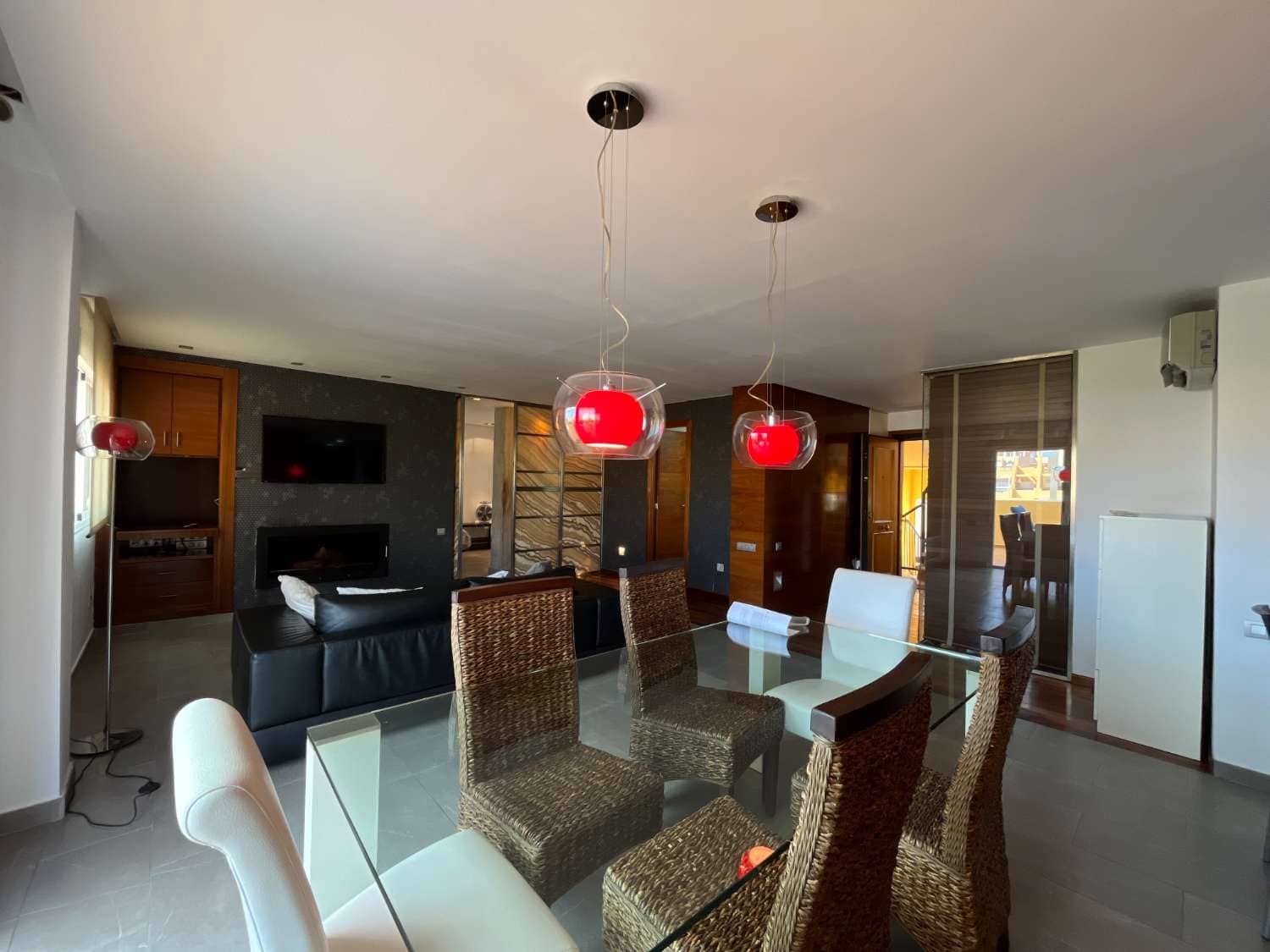 2 soveværelse Strandlejlighed til salg i Puerto del Rey med swimmingpool garage - € 199.000 (Ref: 8708044)