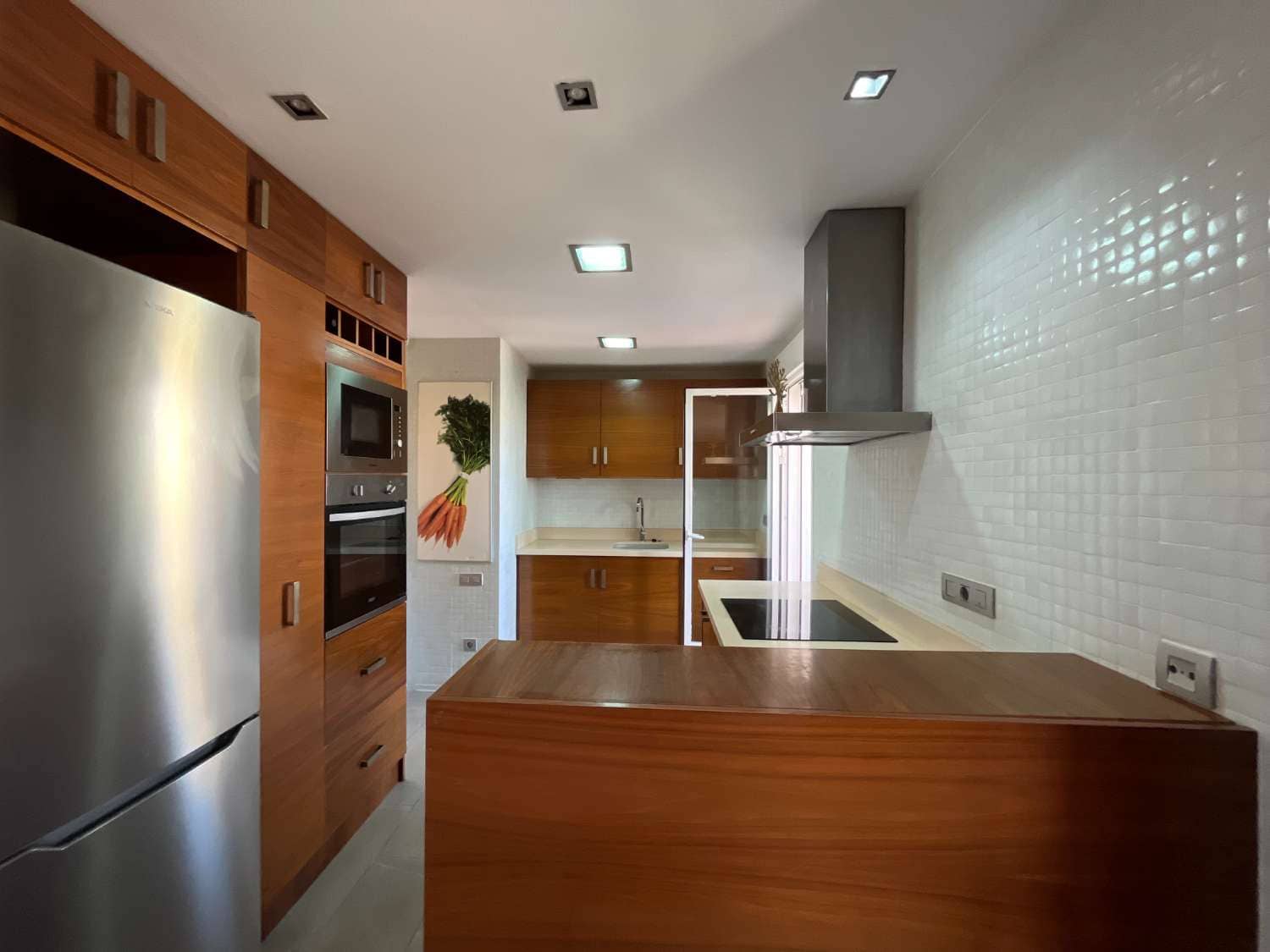 2 soveværelse Strandlejlighed til salg i Puerto del Rey med swimmingpool garage - € 199.000 (Ref: 8708044)