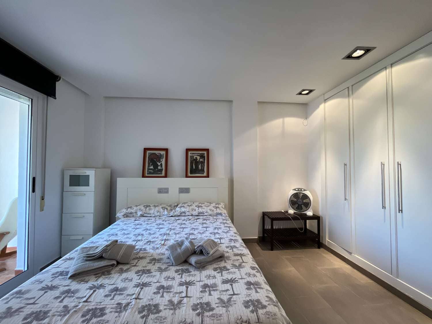 2 soveværelse Strandlejlighed til salg i Puerto del Rey med swimmingpool garage - € 199.000 (Ref: 8708044)