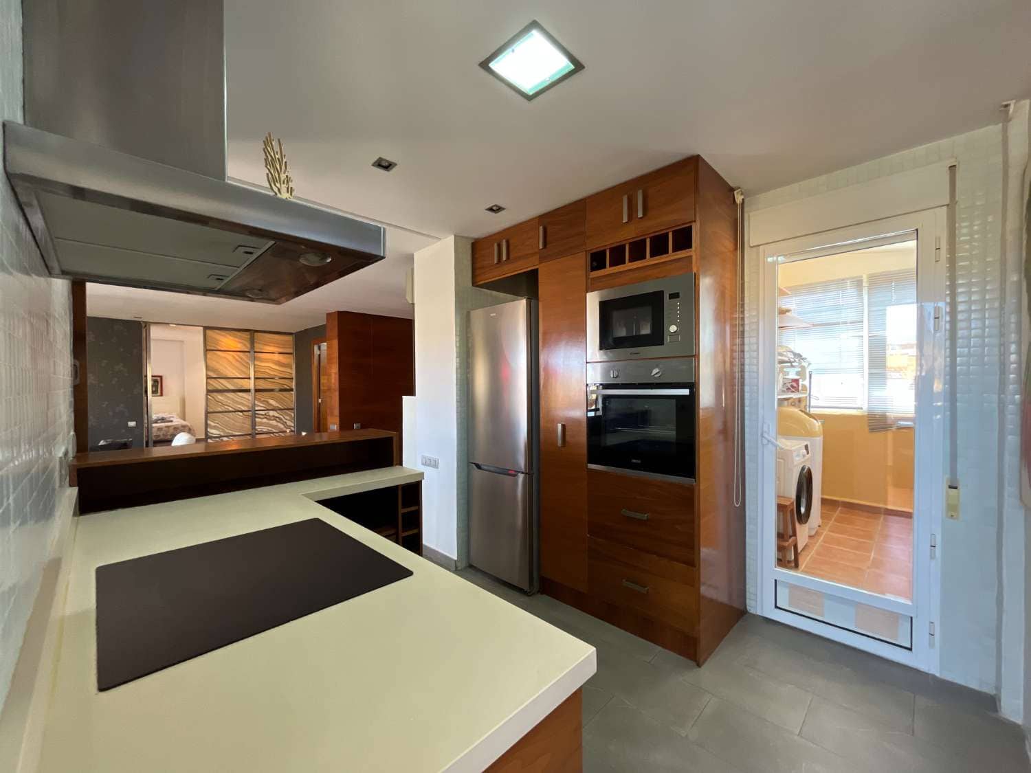 2 soveværelse Strandlejlighed til salg i Puerto del Rey med swimmingpool garage - € 199.000 (Ref: 8708044)