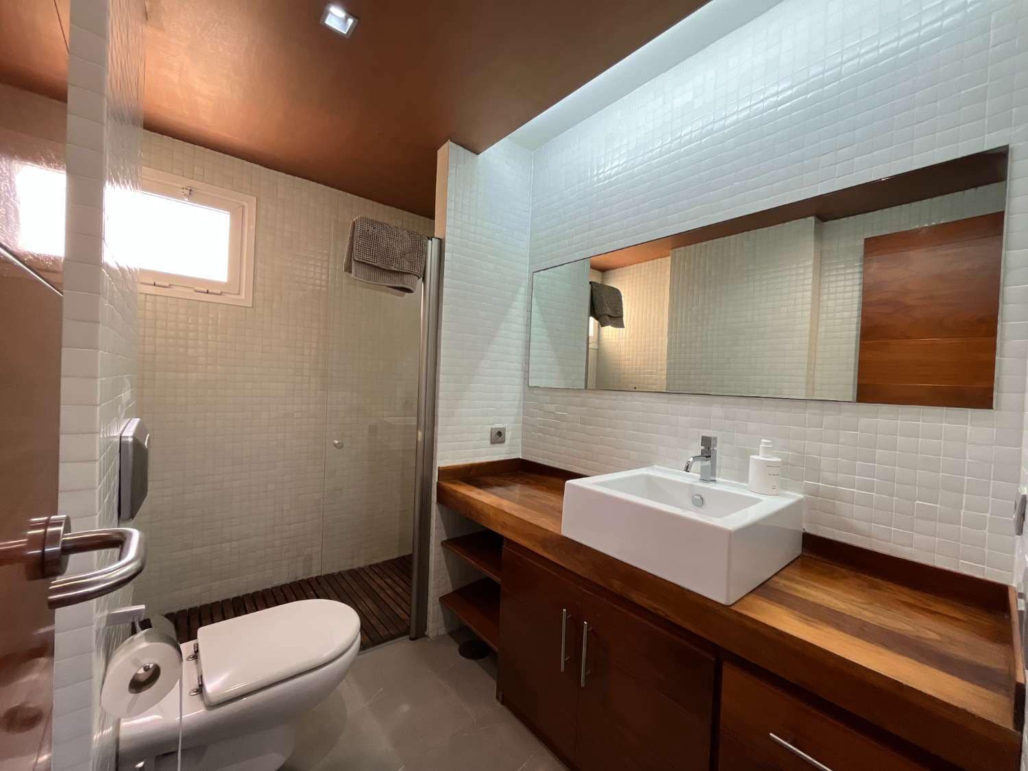 2 soveværelse Strandlejlighed til salg i Puerto del Rey med swimmingpool garage - € 199.000 (Ref: 8708044)