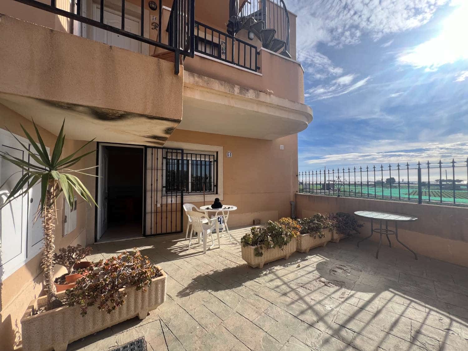 2 soveværelse Strandlejlighed til salg i Palomares med swimmingpool garage - € 89.000 (Ref: 8741252)