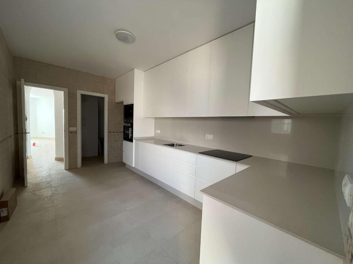 4 sovrum Lägenhet att hyra i Palomares med garage - 800 € (Ref: 8884040)