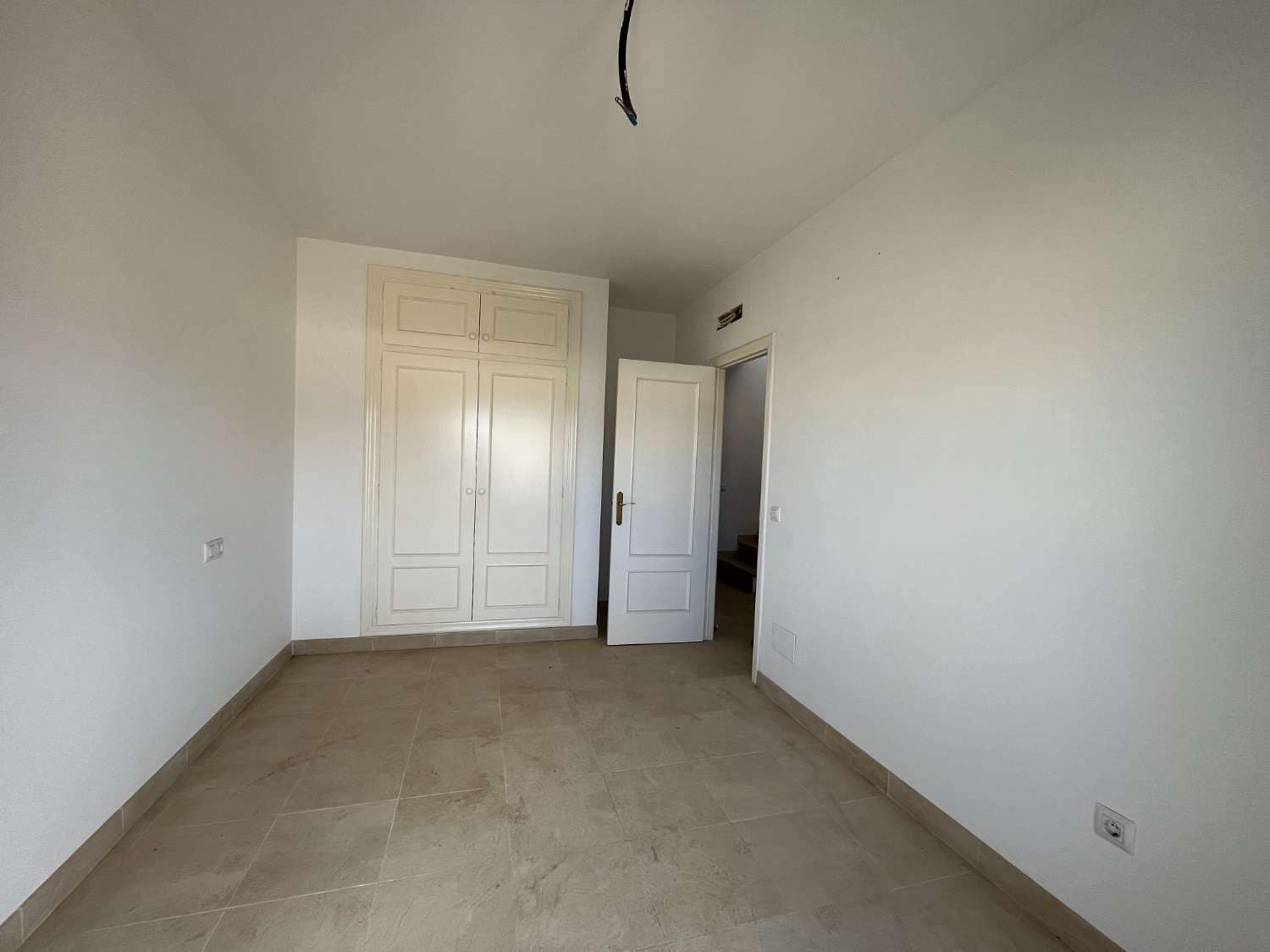 4 sovrum Lägenhet att hyra i Palomares med garage - 800 € (Ref: 8884040)