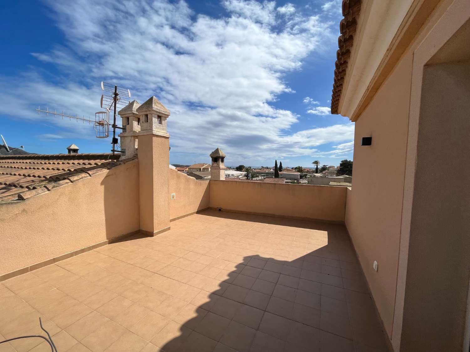 4 sovrum Lägenhet att hyra i Palomares med garage - 800 € (Ref: 8884040)