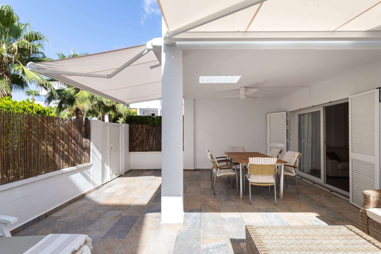 3 camera da letto Appartamento sulla Spiaggia da affittare in Puerto del Rey con piscina garage - 850 € (Rif: 8915143)