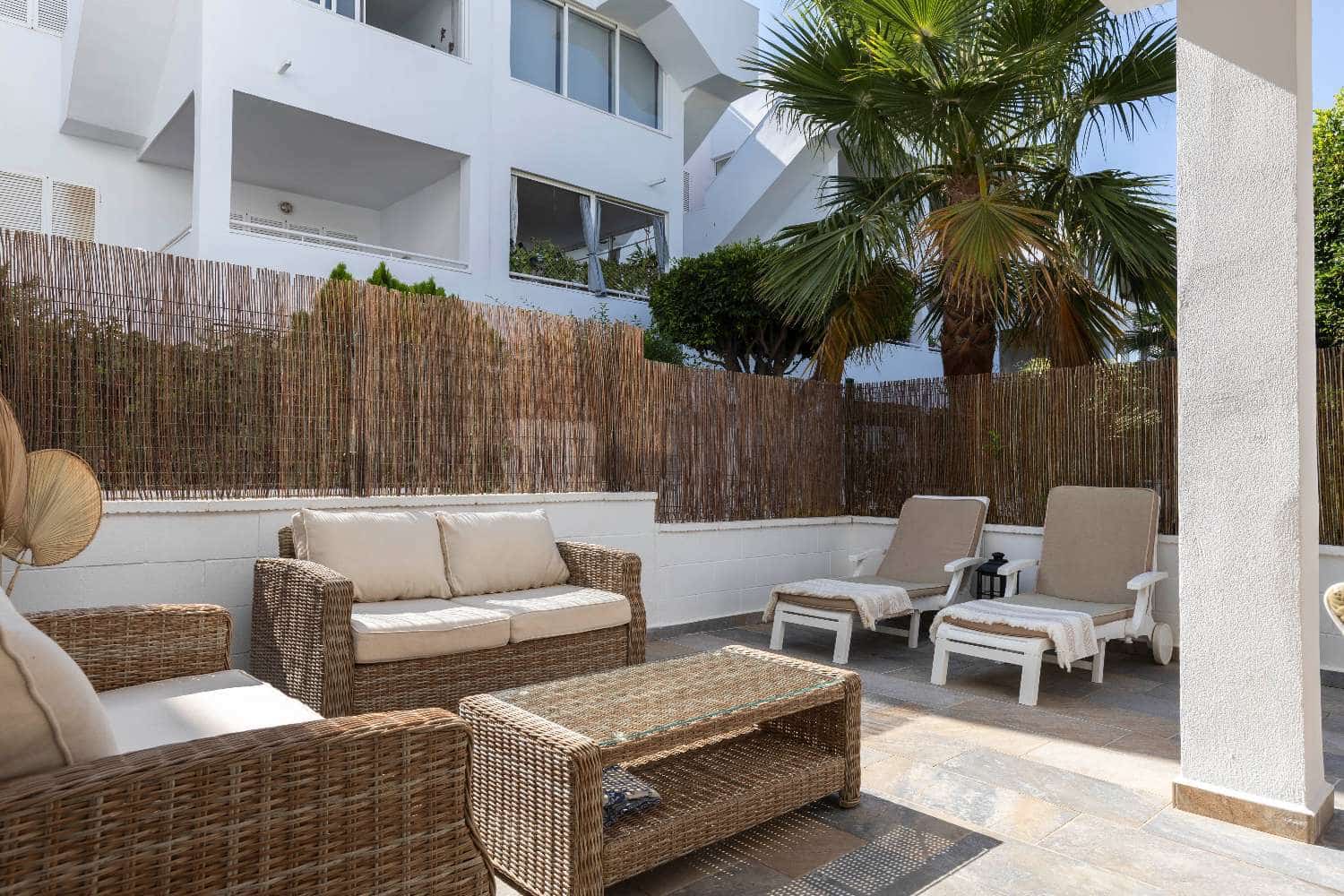 3 camera da letto Appartamento sulla Spiaggia da affittare in Puerto del Rey con piscina garage - 850 € (Rif: 8915143)