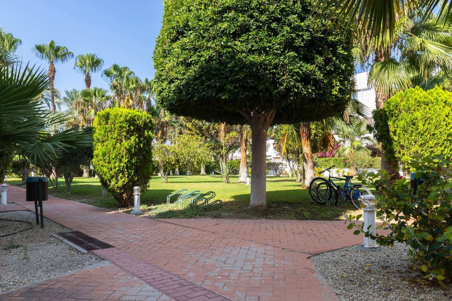 3 camera da letto Appartamento sulla Spiaggia da affittare in Puerto del Rey con piscina garage - 850 € (Rif: 8915143)