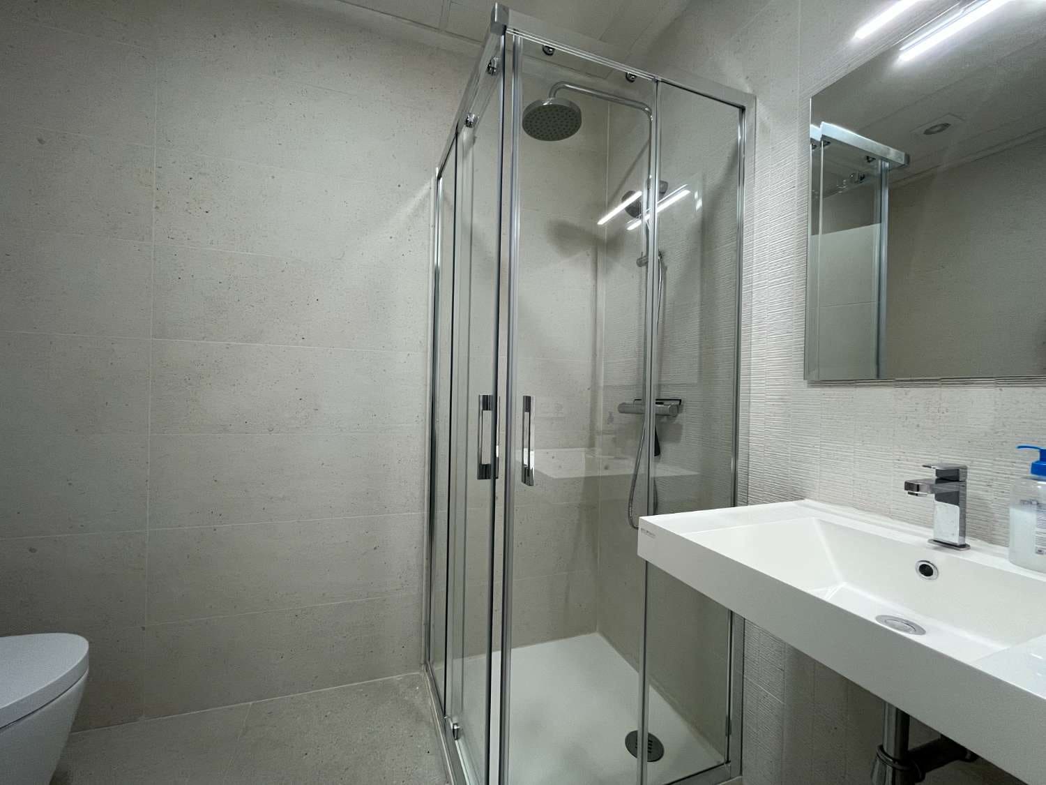 3 camera da letto Appartamento sulla Spiaggia da affittare in Garrucha con piscina - 5.400 € (Rif: 8923692)