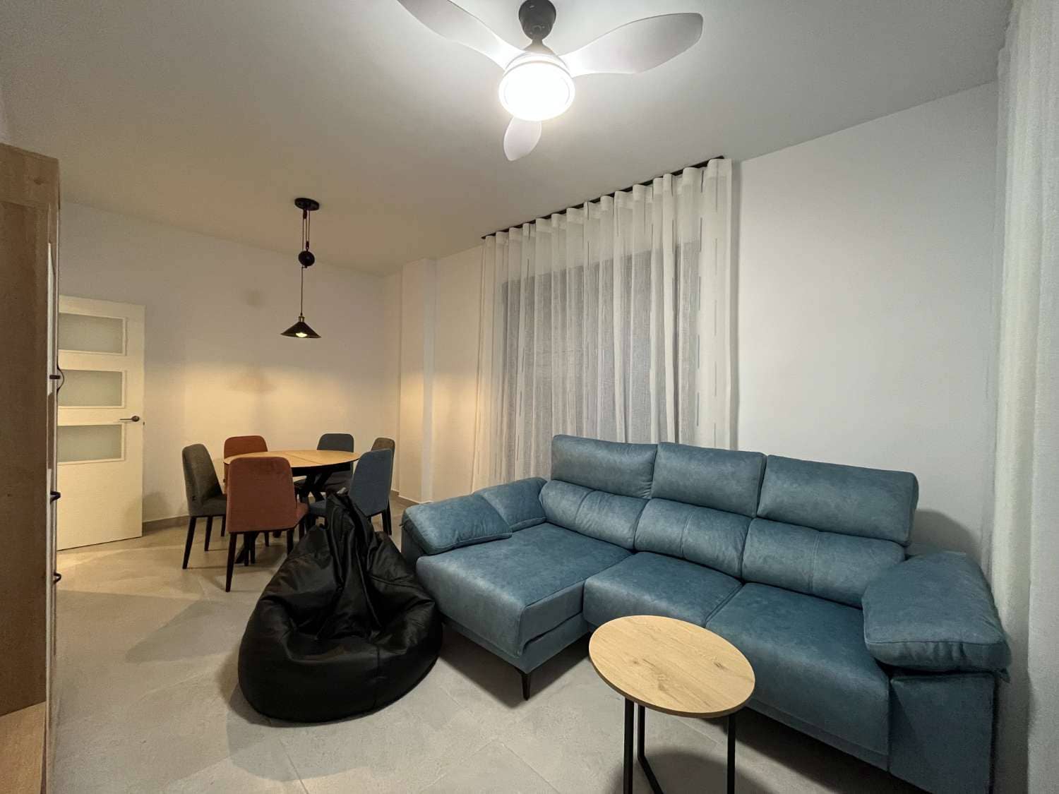 3 camera da letto Appartamento sulla Spiaggia da affittare in Garrucha con piscina - 5.400 € (Rif: 8923692)