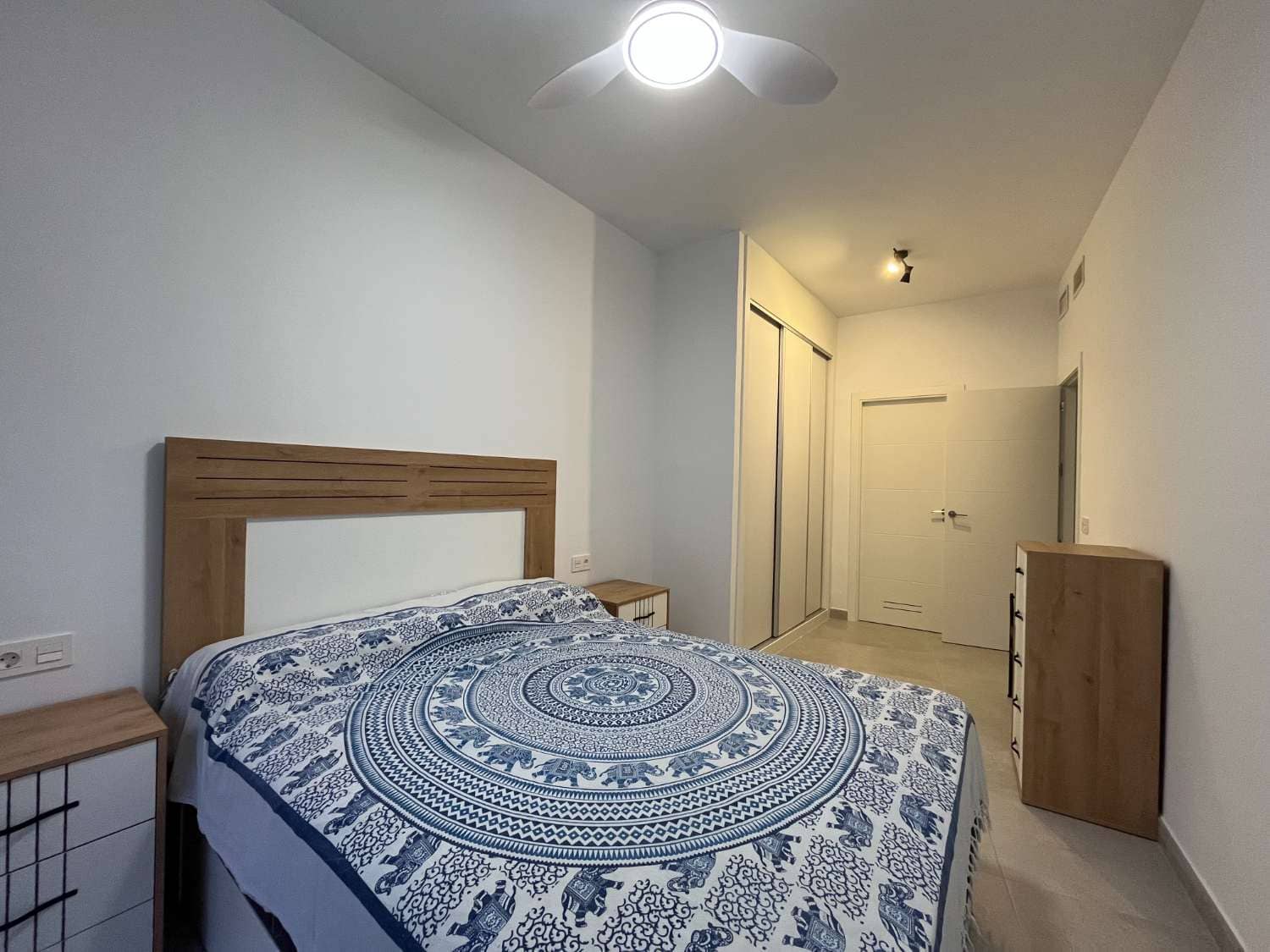 3 camera da letto Appartamento sulla Spiaggia da affittare in Garrucha con piscina - 5.400 € (Rif: 8923692)