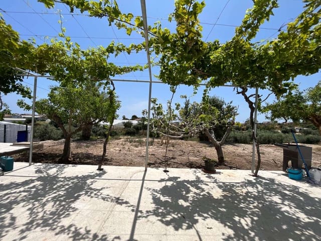 Finca/Casa Rural de 4 habitaciones en Cuevas del Almanzora en alquiler con garaje - 900 € (Ref: 9104332)