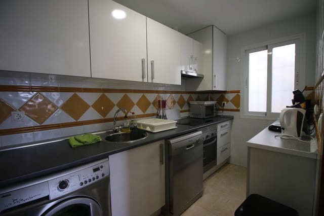 Apartamento de 2 habitaciones en Puerto Vera - Las Salinas, Vera en alquiler con piscina garaje - 550 € (Ref: 9106347)