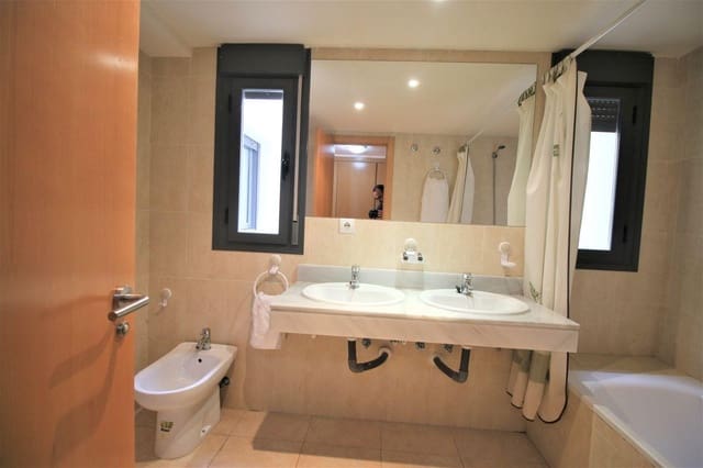 2 bedroom Beach Apartment for holiday rental in Puerto del Rey, Vera with pool - € 700 (Ref: 9126627)