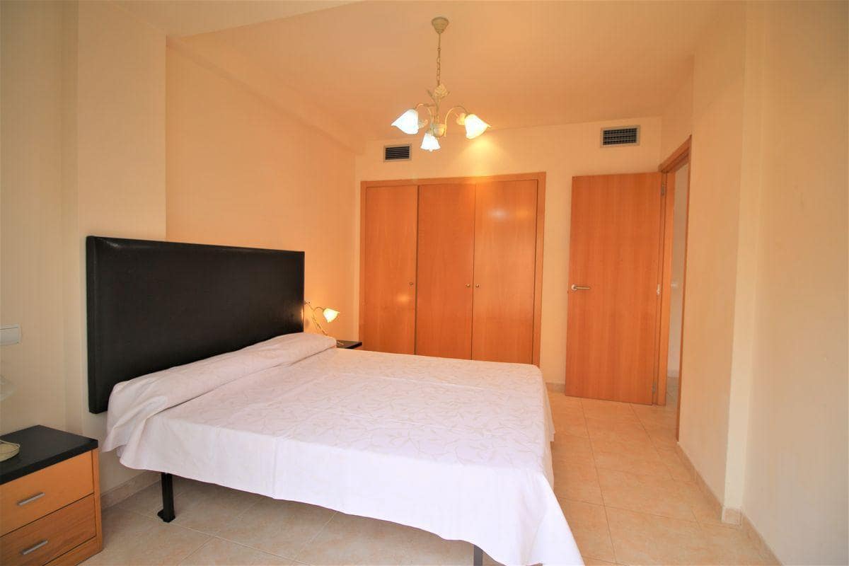 2 bedroom Beach Apartment for holiday rental in Puerto del Rey with pool - € 700 (Ref: 9126627)