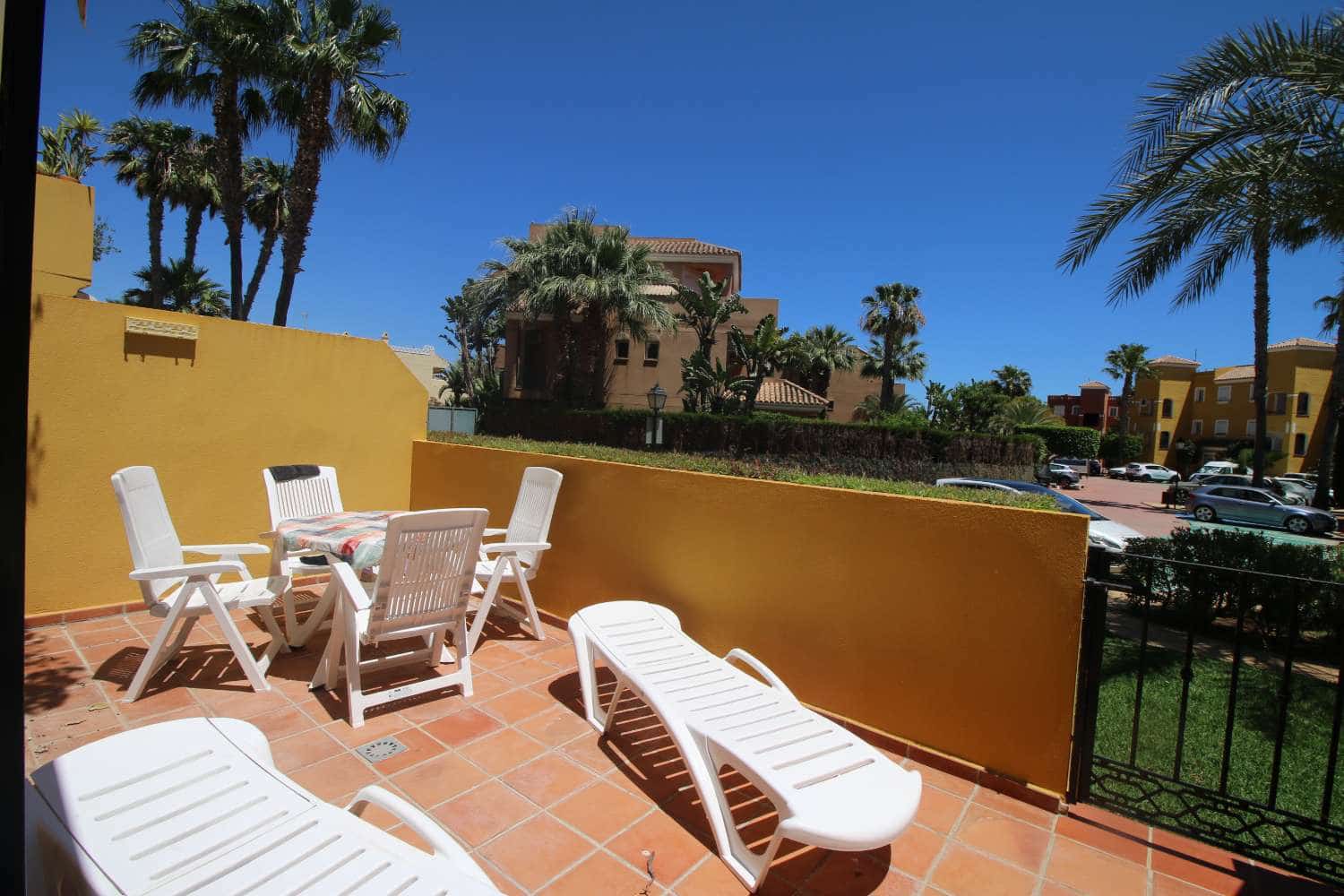   2 soveværelse   ferieStrandlejlighed i Vera   med   swimmingpool   - € 560 (Ref: 9162081)