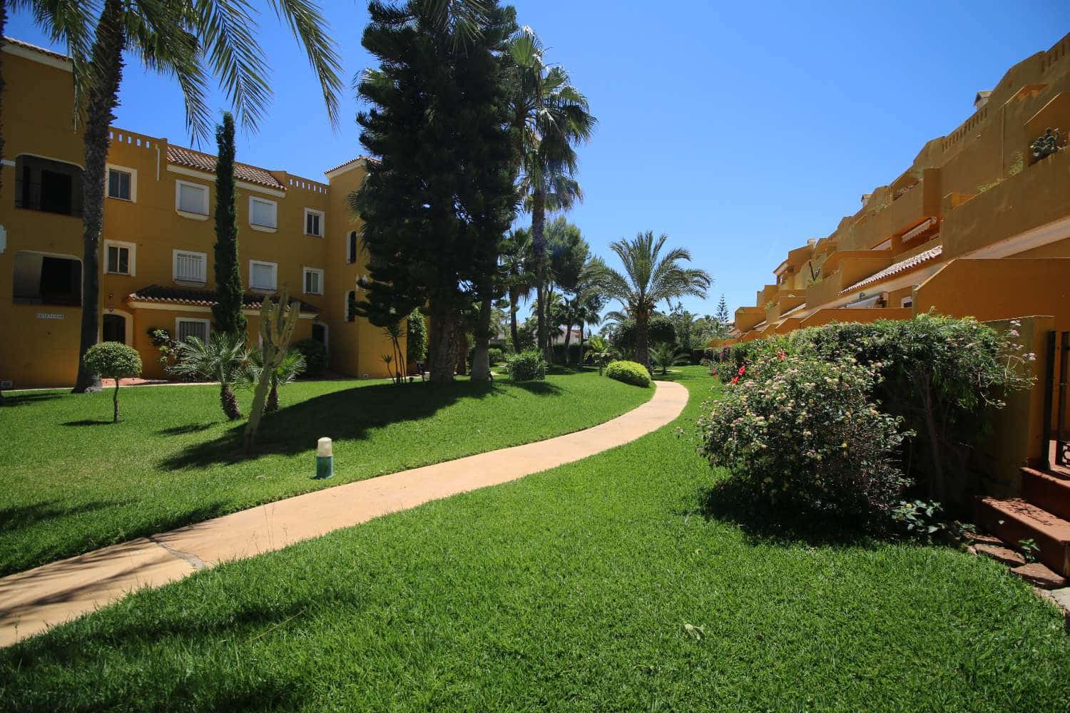   2 soveværelse   ferieStrandlejlighed i Vera   med   swimmingpool   - € 560 (Ref: 9162081)