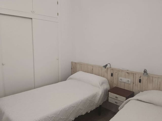 2 makuuhuone Ranta-asunto vuokrattavana paikassa Garrucha mukana uima-altaan 
autotalli - 650 € (Ref: 9256817)