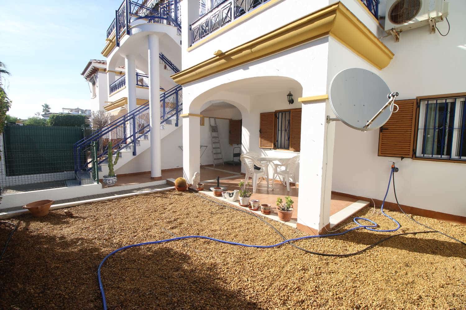 2 bedroom Beach Apartment for rent in Vera with pool garage - € 700 (Ref: 9256818)