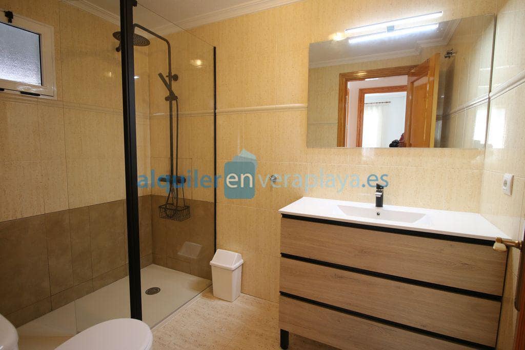 Penthouse de 1 chambre à louer à Vera avec piscine garage - 550 € (Ref: 9347013)