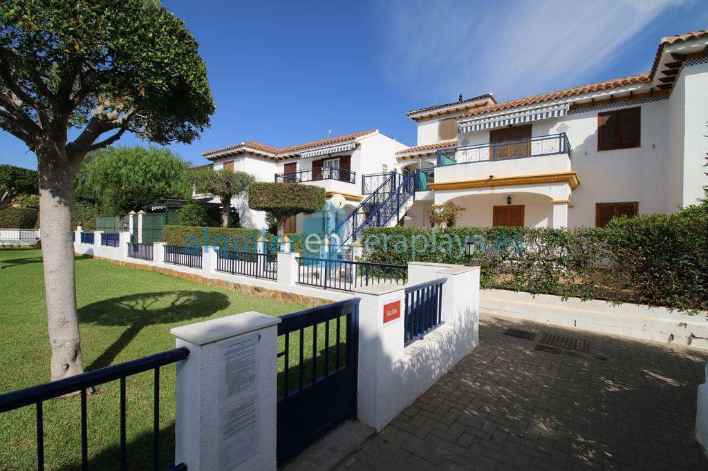 Penthouse de 1 chambre à louer à Vera avec piscine garage - 550 € (Ref: 9347013)