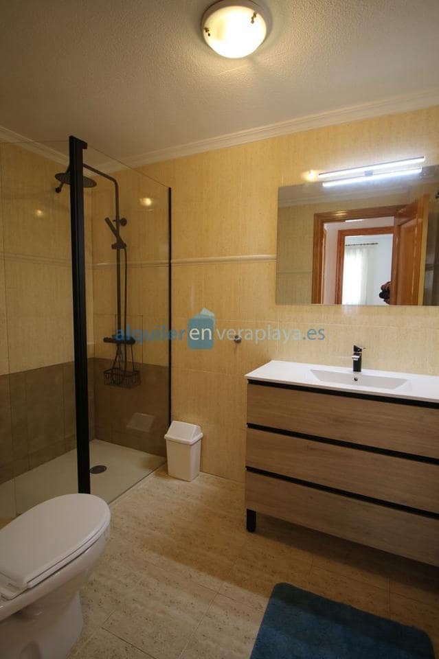 Penthouse de 1 chambre à louer à Vera avec piscine garage - 550 € (Ref: 9347013)