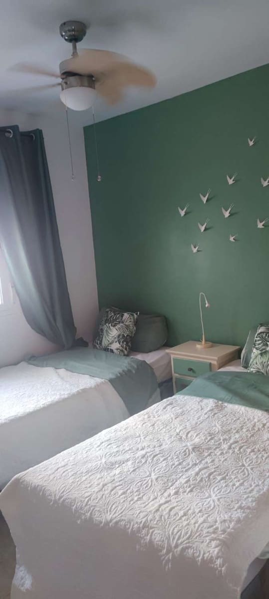 2 sypialnia Apartament przy plaży na kwatery wakacyjne w Palomares z basenem garażem - 455 € (Ref: 9358956)