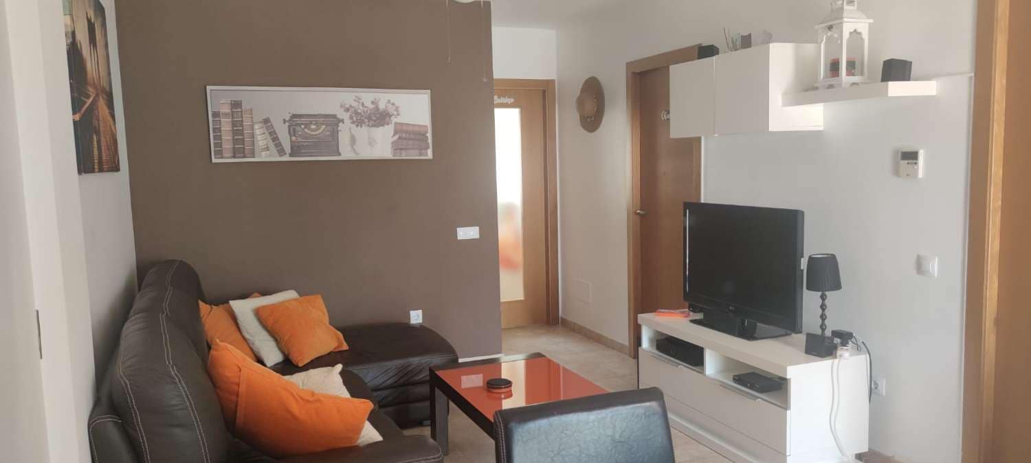2 sypialnia Apartament przy plaży na kwatery wakacyjne w Palomares z basenem garażem - 455 € (Ref: 9358956)