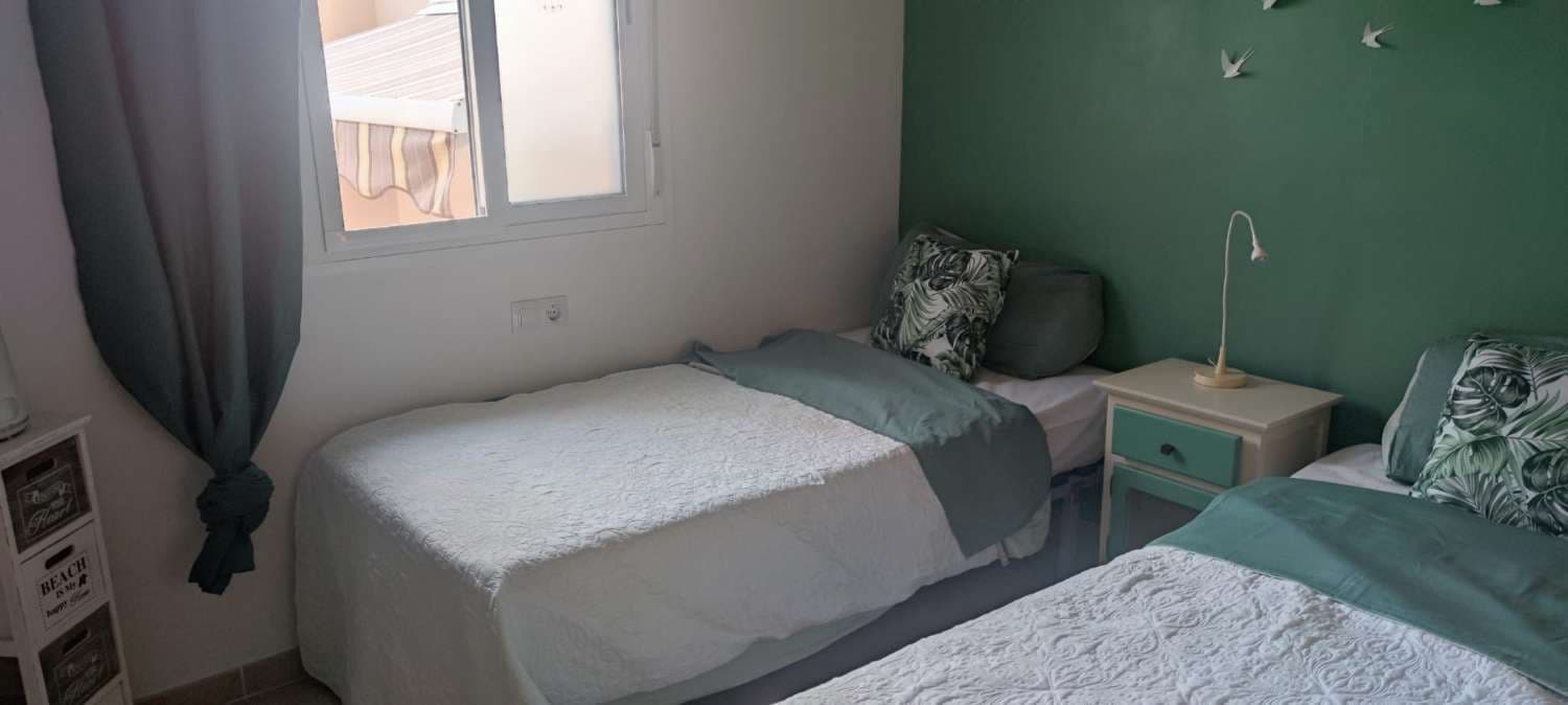 2 sypialnia Apartament przy plaży na kwatery wakacyjne w Palomares z basenem garażem - 455 € (Ref: 9358956)