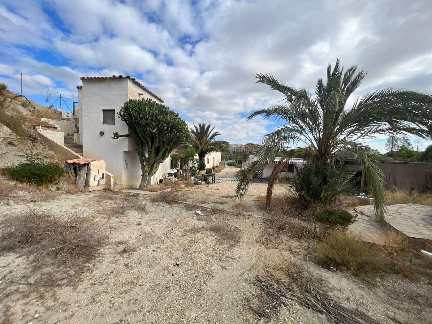 5 makuuhuone Maalaistalo myytävänä paikassa Cuevas del Almanzora mukana uima-altaan - 180 000 € (Ref: 9375033)