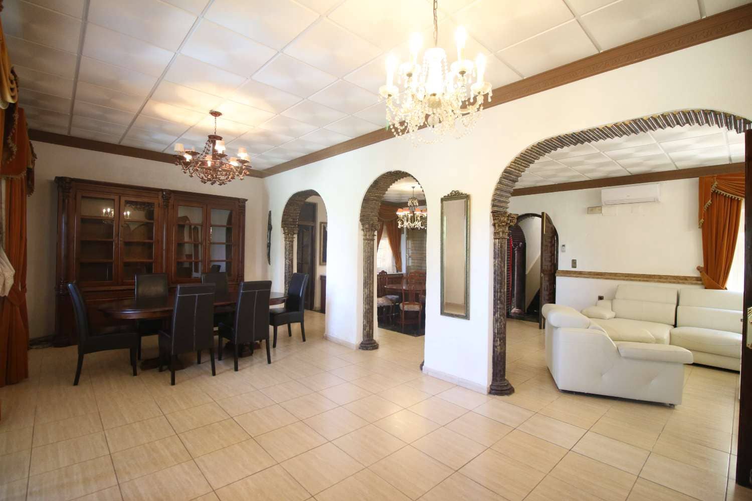 7 Zimmer Villa zu verkaufen in Cuevas del Almanzora mit Pool Garage - 399.000 € (Ref: 9451780)