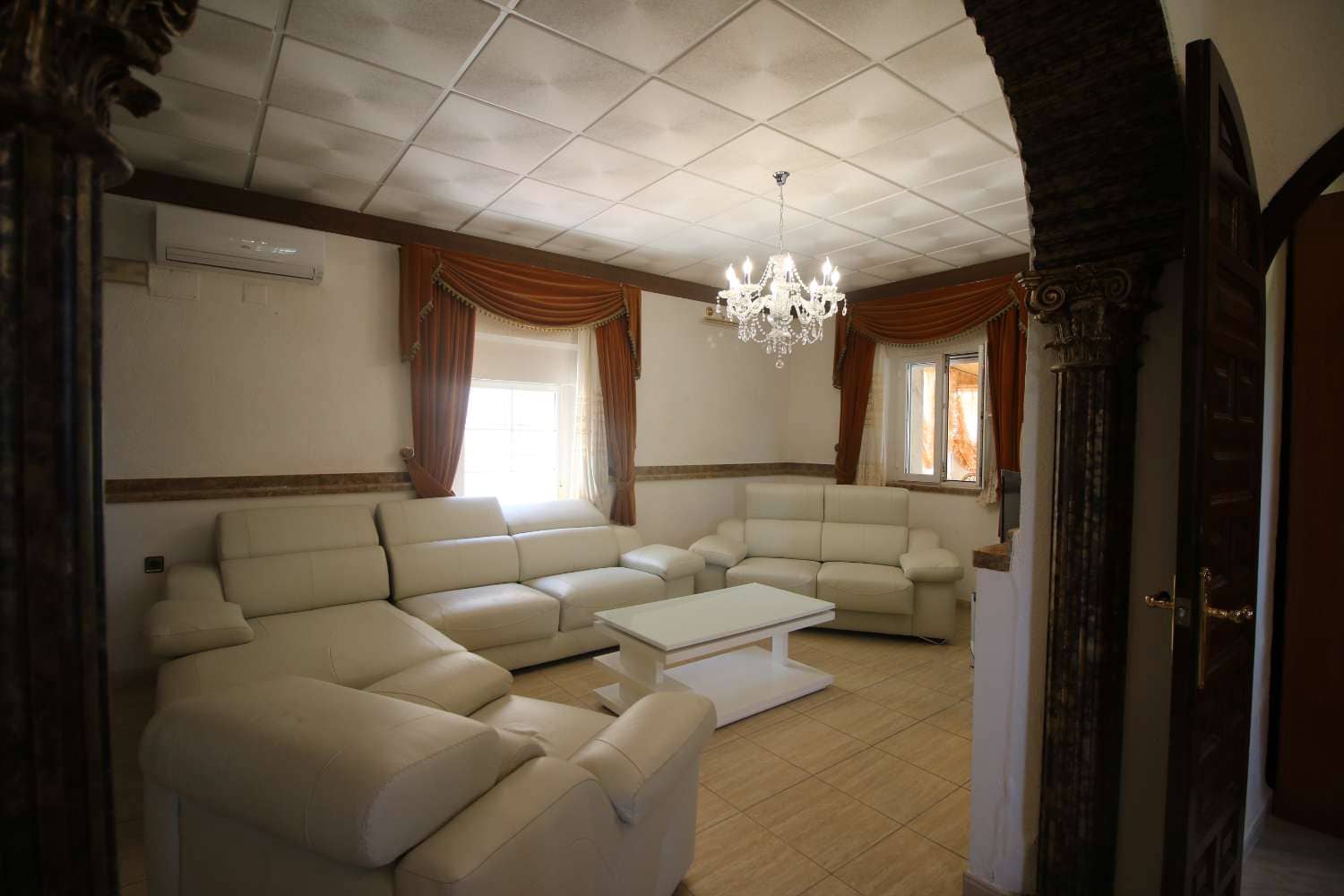 7 Zimmer Villa zu verkaufen in Cuevas del Almanzora mit Pool Garage - 399.000 € (Ref: 9451780)