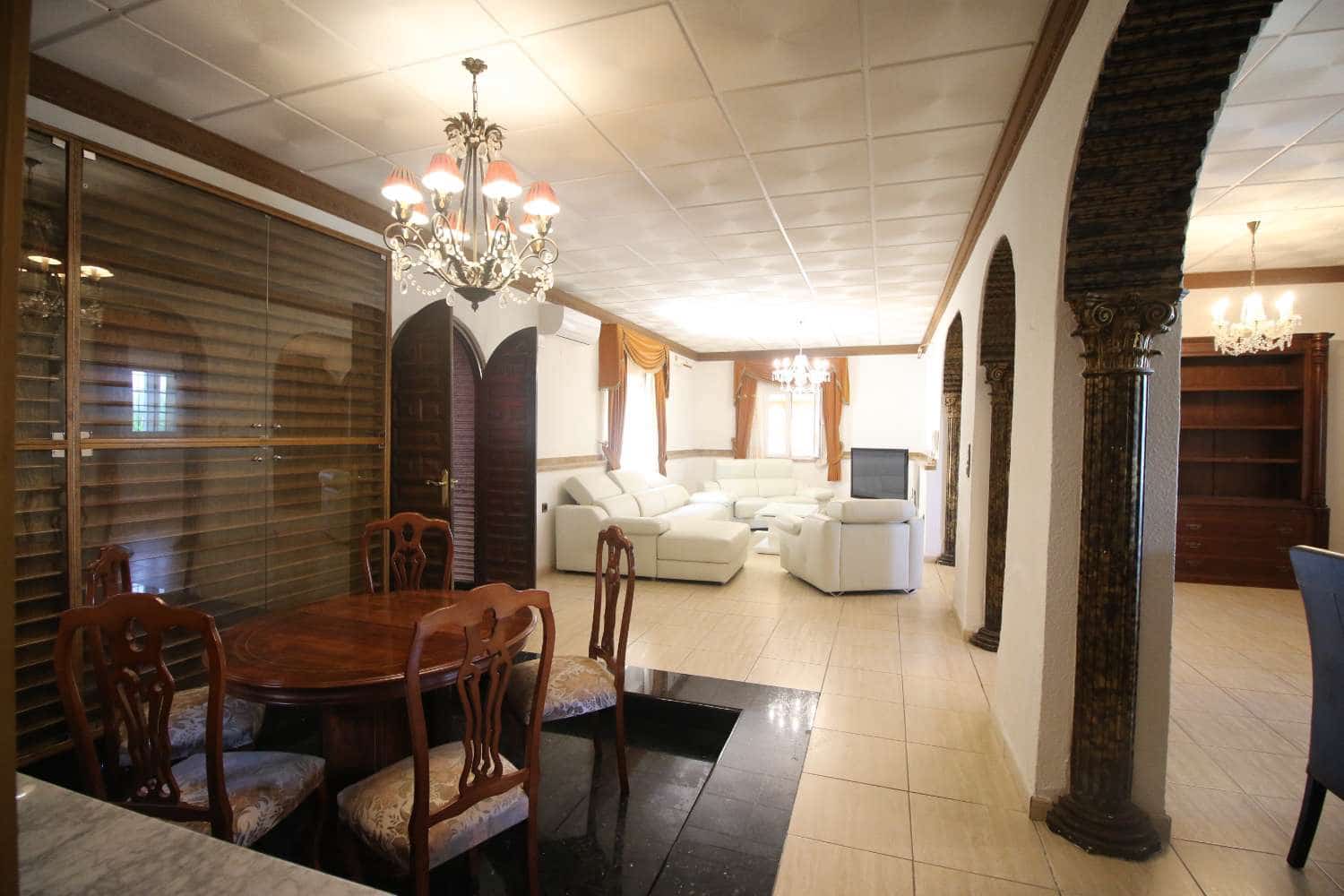 7 Zimmer Villa zu verkaufen in Cuevas del Almanzora mit Pool Garage - 399.000 € (Ref: 9451780)