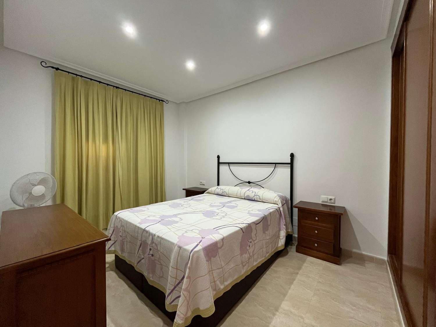 2 sypialnia Apartament do wynajęcia w Vera z basenem garażem - 700 € (Ref: 9455950)