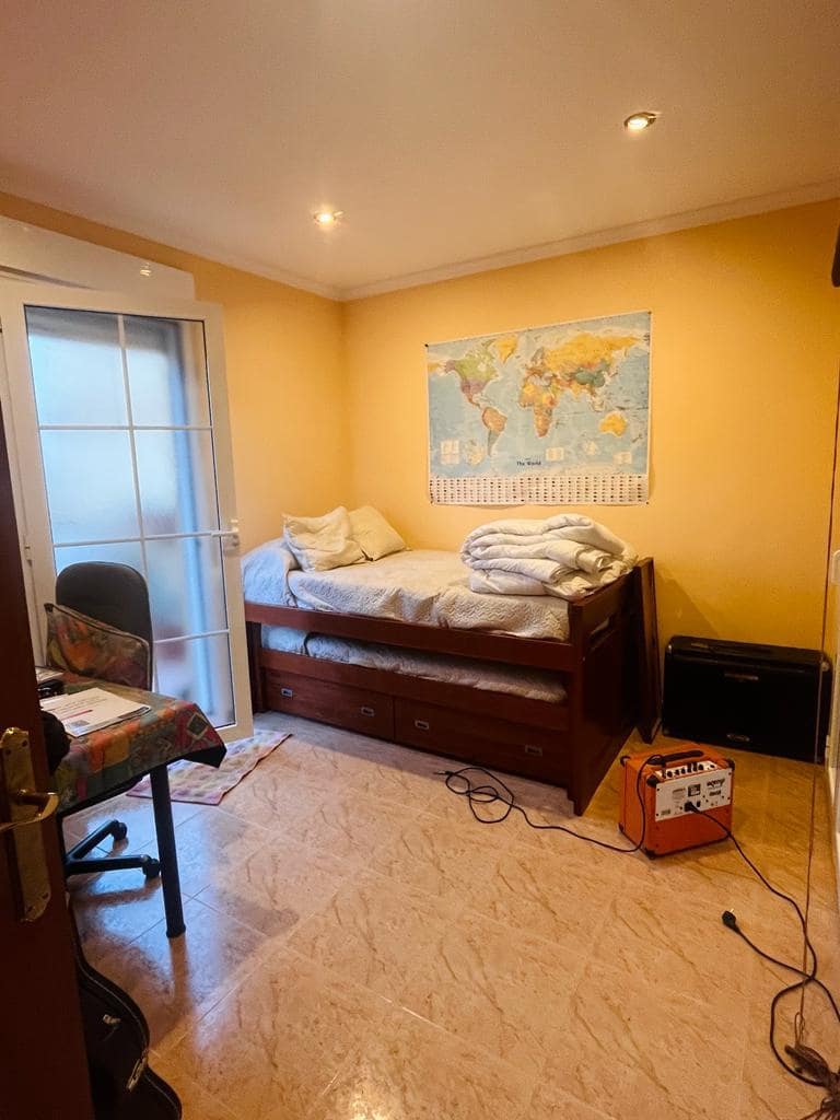 4 slaapkamer Flat te huur in Vera met garage - € 1.000 (Ref: 9455951)