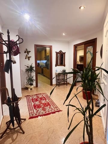 4 slaapkamer Flat te huur in Vera Ciudad, Vera met garage - € 1.000 (Ref: 9455951)