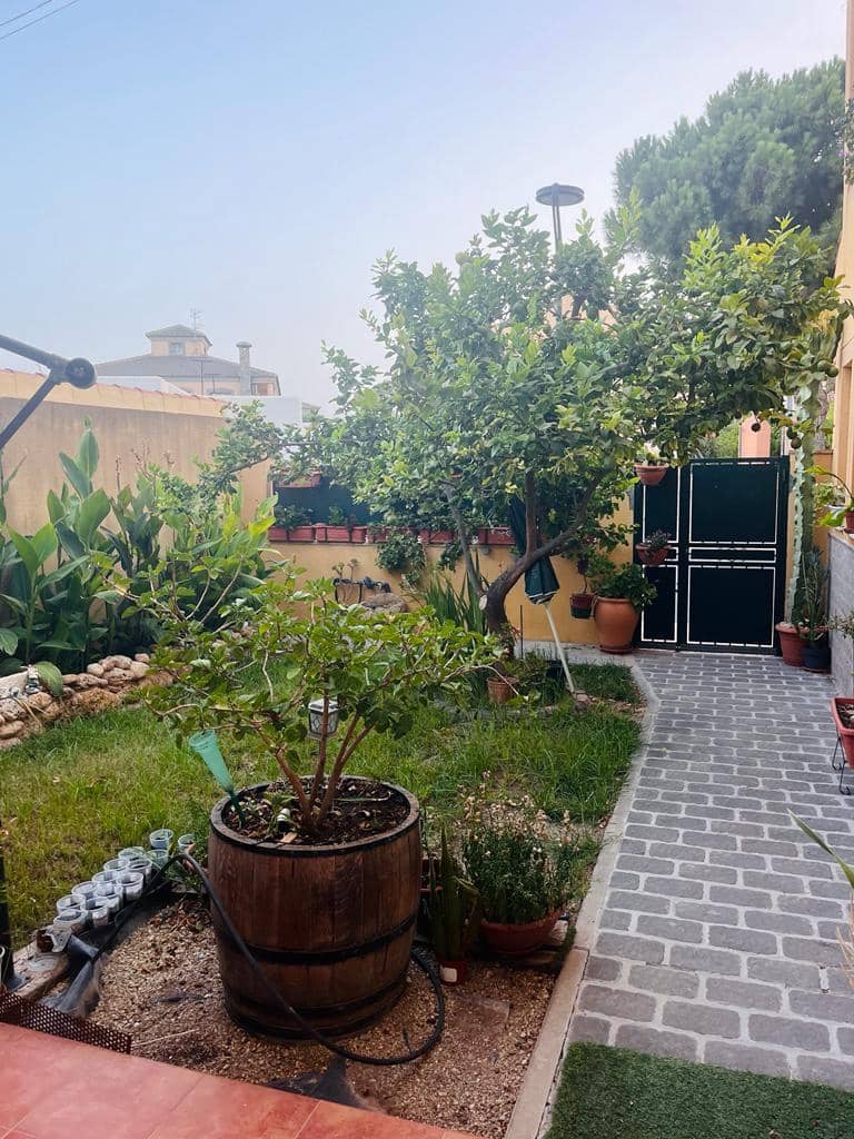 4 slaapkamer Flat te huur in Vera met garage - € 1.000 (Ref: 9455951)