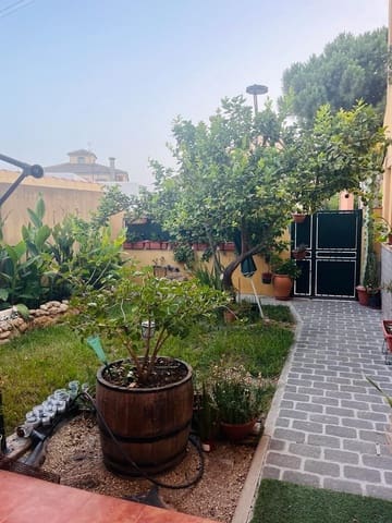 4 slaapkamer Flat te huur in Vera Ciudad, Vera met garage - € 1.000 (Ref: 9455951)