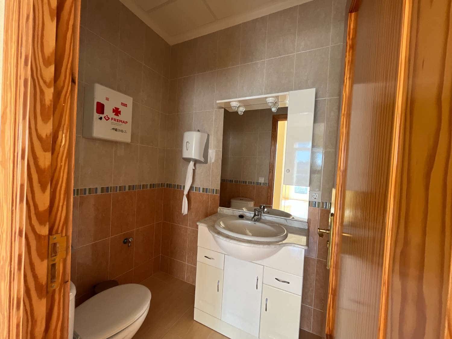 Office for rent in Palomares - € 450 (Ref: 9585918)