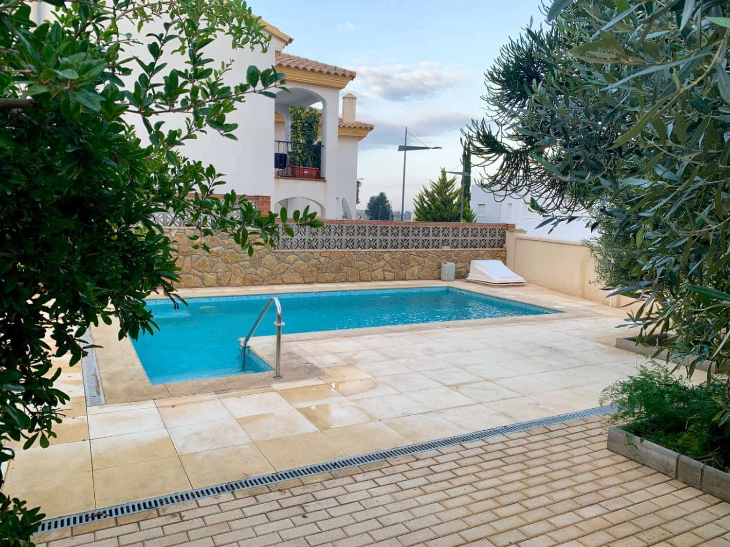 3 bedroom Beach Apartment for rent in Palomares with pool - € 790 (Ref: 9651270)