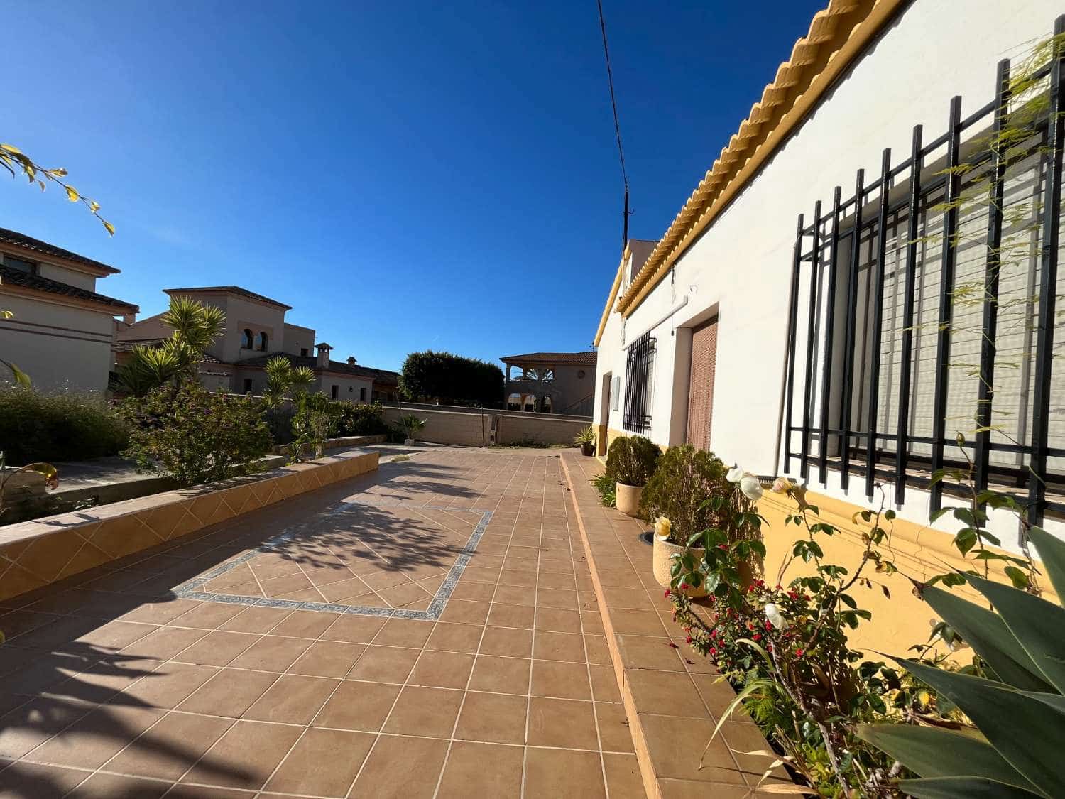 3 bedroom Townhouse for rent in Palomares - € 575 (Ref: 9804075)