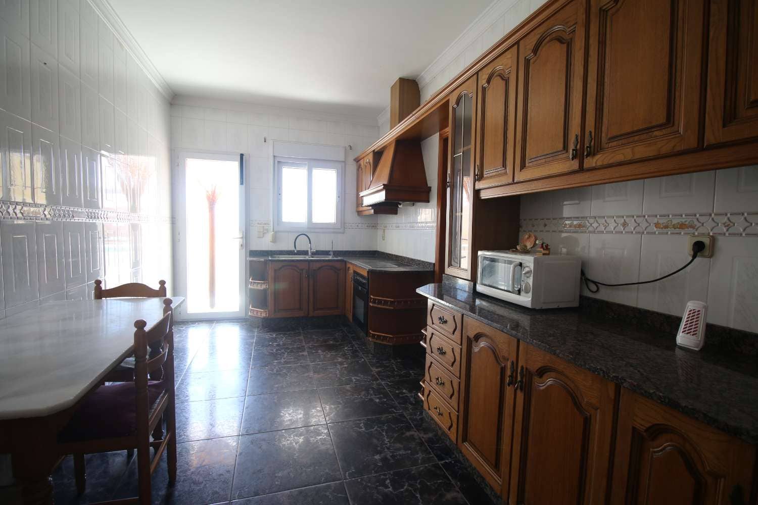 3 makuuhuone Omakotitalo myytävänä paikassa Cuevas del Almanzora - 315 000 € (Ref: 9811315)