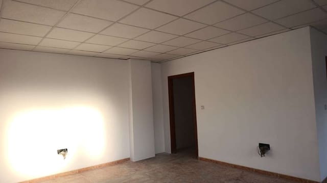 Erhverv til leje i Vera Playa Naturista, Vera - € 700 (Ref: 9861623)