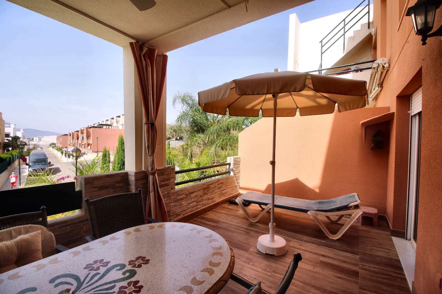 2 bedroom Beach Apartment for sale in Vera with pool garage - € 199,000 (Ref: 9921833)